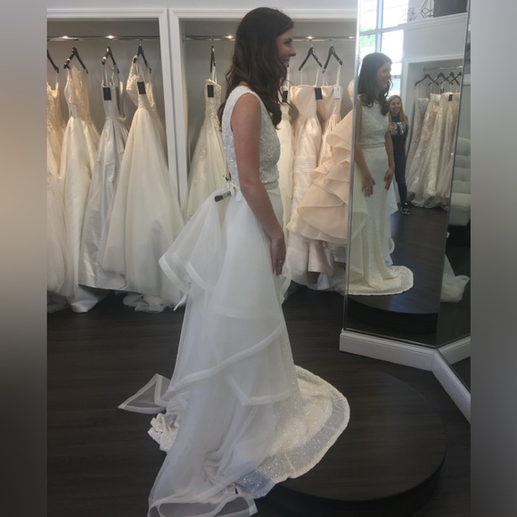 KAREN WILLIS HOLMES Wedding Dress - Picture 5 of 16